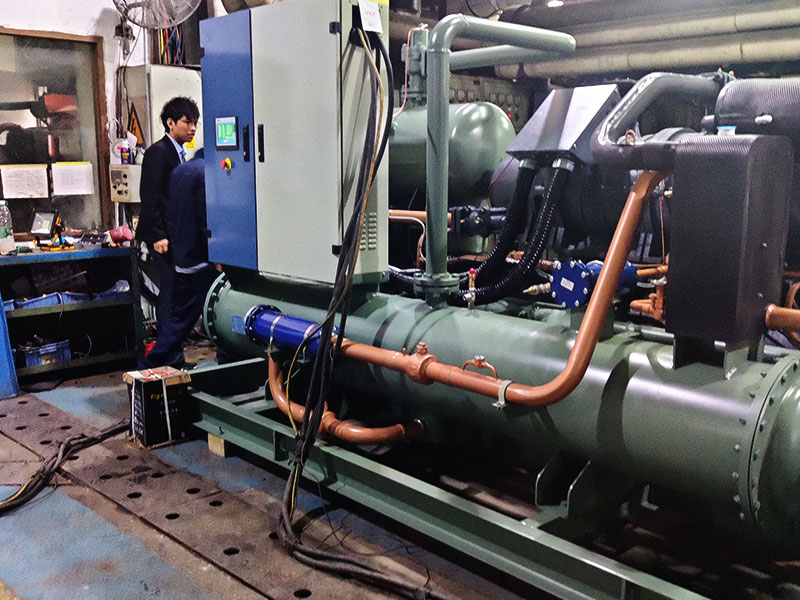 水冷式工業(yè)冷水機(jī)組冬天怎么防凍？ 